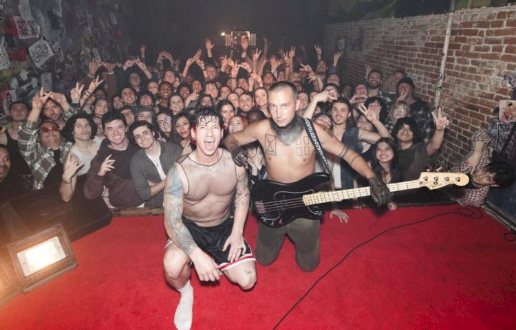 Mundos que Brilham: Shows, Reality Shows e Estrelas que Movimentam o Entretenimento Global