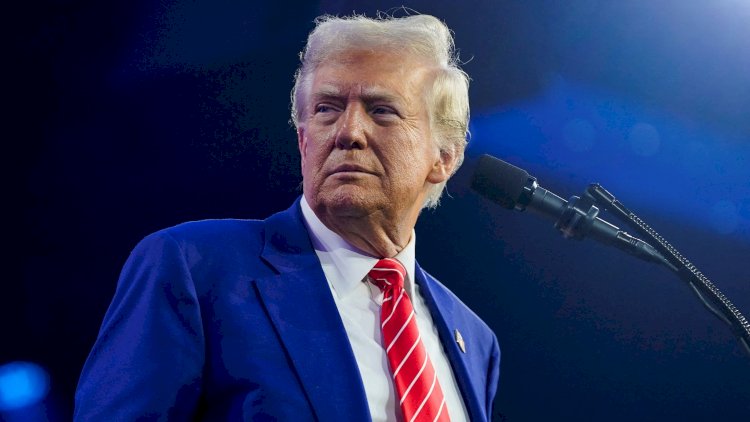 Trump Faz História no Super Bowl: Aparecimento Inusitado e Reações Quentes nas Redes Sociais!